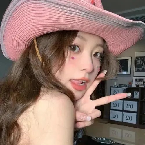 她和往事尽付长风